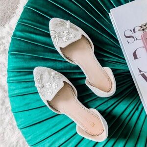 Restricted d’Orsay flats with beaded dragonfly, bee, and flowers